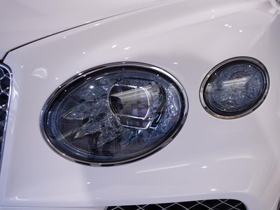 BENTLEY BENTAYGA - 5