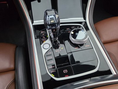 BMW 8 SERIES - 7