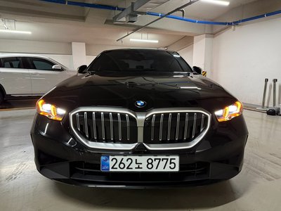BMW 5 SERIES - 1