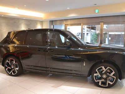 ROLLS-ROYCE CULLINAN - 9