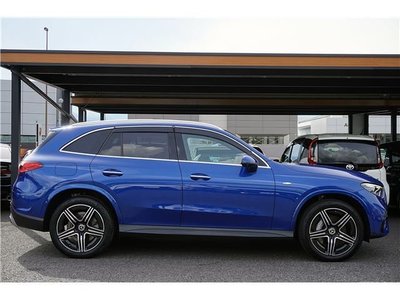 2025 Mercedes-BENZ GLC photo 9