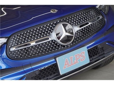 2025 Mercedes-BENZ GLC photo 6