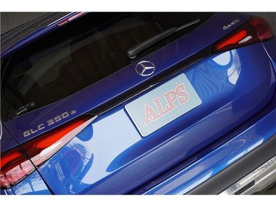 2025 Mercedes-BENZ GLC thumbnail 11