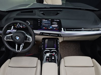 صورة 5 لـ 2024 BMW X1