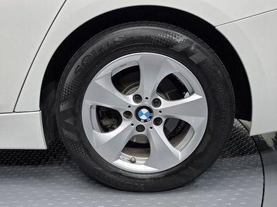 صورة 8 لـ 2015 BMW 3 SERIES