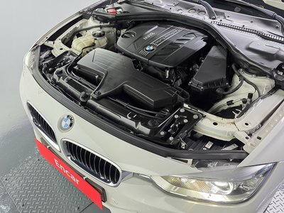 صورة 7 لـ 2015 BMW 3 SERIES