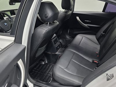 صورة مصغرة 18 لـ 2015 BMW 3 SERIES