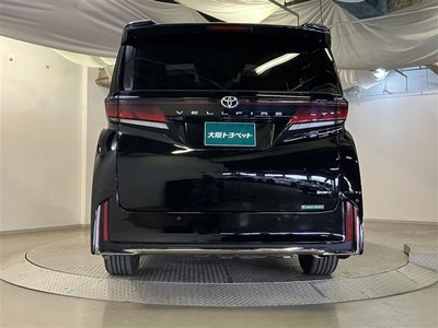 صورة 8 لـ 2024 Toyota VELLFIRE