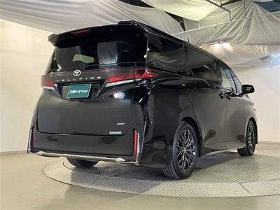 صورة 9 لـ 2024 Toyota VELLFIRE