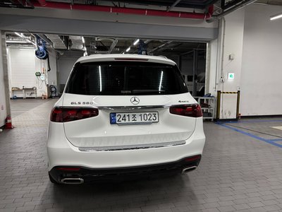 MERCEDES-BENZ GLS - 3