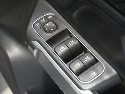 2024 Mercedes-BENZ GLB — миниатюра 52