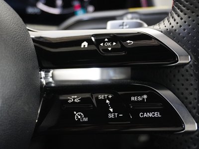 2024 Mercedes-BENZ GLB — миниатюра 24