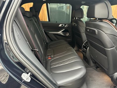 صورة 7 لـ 2026 BMW X5