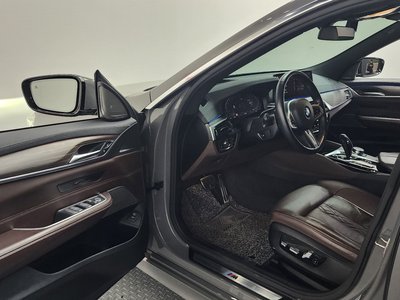 BMW 6 SERIES GT - 10