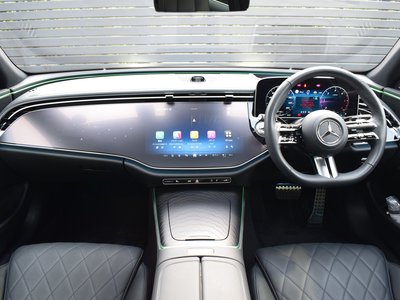 MERCEDES-BENZ E-CLASS - 4