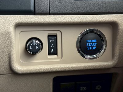 صورة مصغرة 64 لـ 2023 Toyota LAND CRUISER PRADO