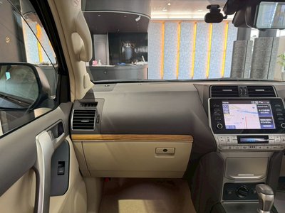 صورة مصغرة 56 لـ 2023 Toyota LAND CRUISER PRADO