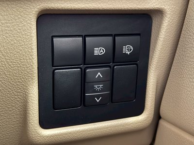 صورة مصغرة 72 لـ 2023 Toyota LAND CRUISER PRADO