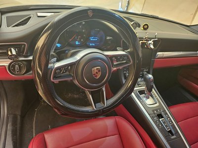PORSCHE 911 - 4