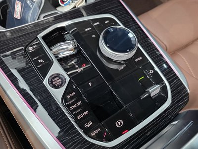 2024 BMW X5 — миниатюра 12