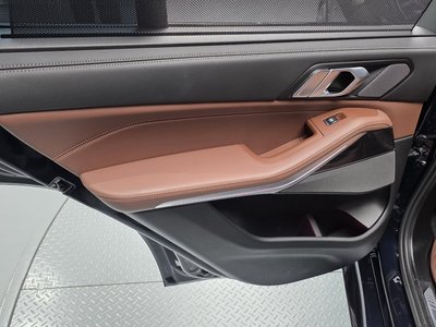 2024 BMW X5 — миниатюра 15