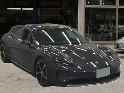 PORSCHE TAYCAN CROSS TURISMO