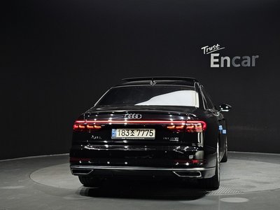 2021 AUDI A8 照片 3