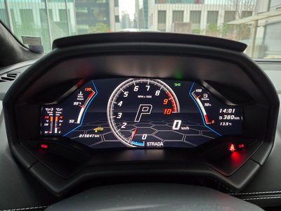 LAMBORGHINI HURACAN - 9