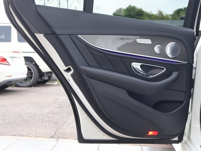 2018 Mercedes-BENZ E-CLASS AMG thumbnail 32
