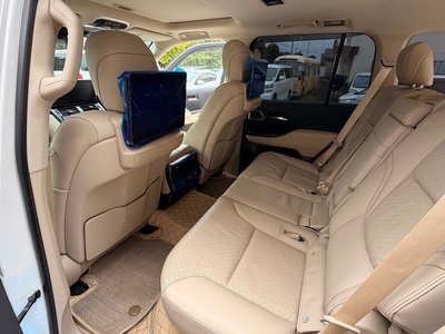 صورة مصغرة 25 لـ 2023 Toyota LAND CRUISER 300
