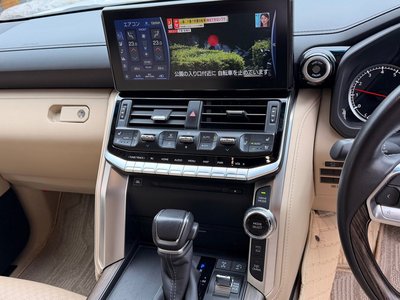 صورة مصغرة 23 لـ 2023 Toyota LAND CRUISER 300