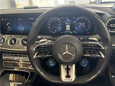 MERCEDES-BENZ E-CLASS - 8