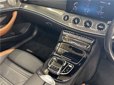 MERCEDES-BENZ E-CLASS - 7