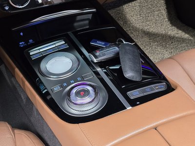 GENESIS G80 (RG3) - 9