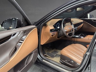 GENESIS G80 (RG3) - 10