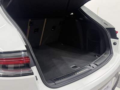 2019 Porsche MACAN — миниатюра 19