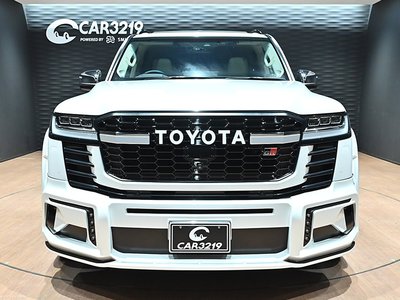 TOYOTA LAND CRUISER 300 - 3