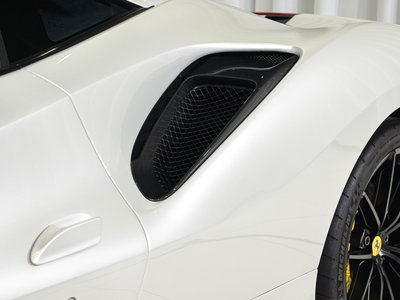 صورة مصغرة 32 لـ 2020 Ferrari 488 PISTA