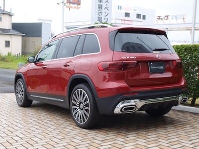 2025 Mercedes-BENZ GLB thumbnail 31