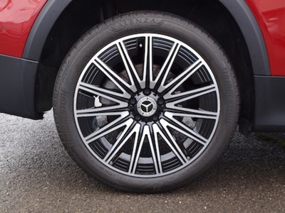 2025 Mercedes-BENZ GLB thumbnail 38