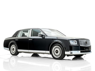 TOYOTA CENTURY - 9