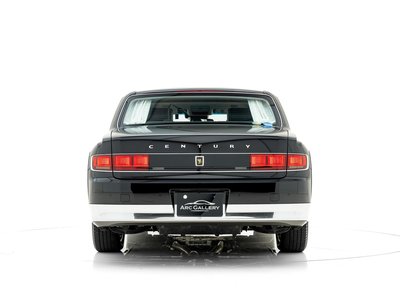TOYOTA CENTURY - 6