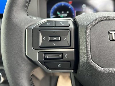 TOYOTA LAND CRUISER 250 - 8