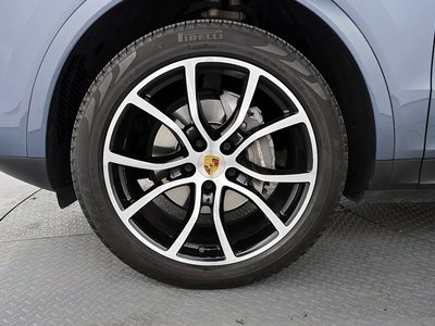 PORSCHE CAYENNE - 6