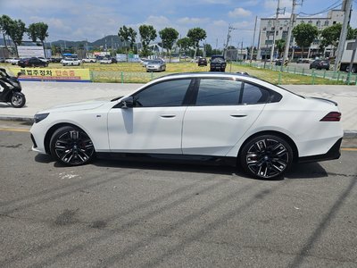 2024 BMW I5 — фото 8