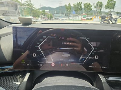 2024 BMW I5 — миниатюра 20