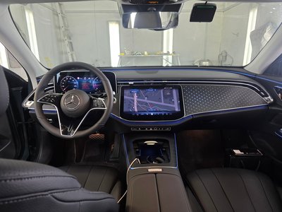 MERCEDES-BENZ E-CLASS - 5