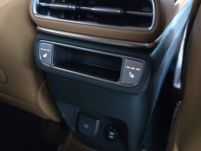 صورة مصغرة 25 لـ 2024 Genesis GV80
