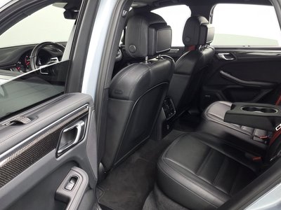 صورة مصغرة 12 لـ 2021 Porsche MACAN