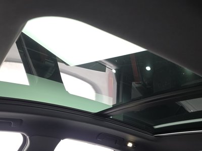 صورة مصغرة 17 لـ 2021 Porsche MACAN